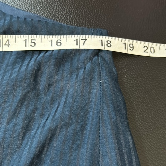 CAMI NYC Top Lenore ONE SHOULDER STRIPED Blue COTTON SILK BLEND Shirt Sz S - Picture 11 of 13